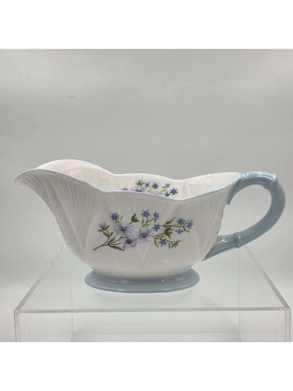 Shelley Blue Rock Dainty Gravy Boat Blue Trim Bone China English Botanical - Picture 1 of 10